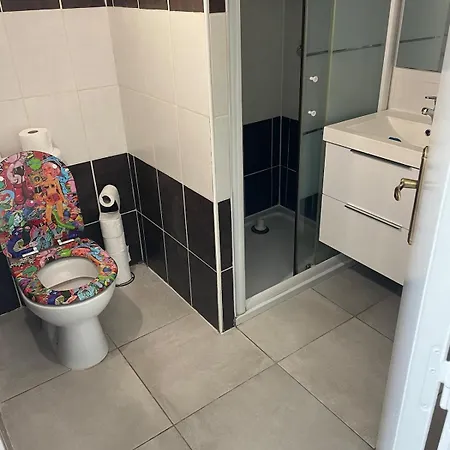 Chaleureux Climatise Apartment *